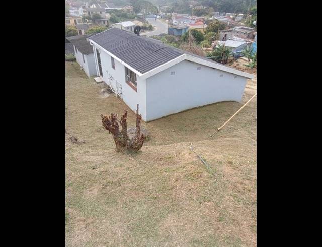 2 BEDROOM HOUSE FOR SALE IN UMLAZI A